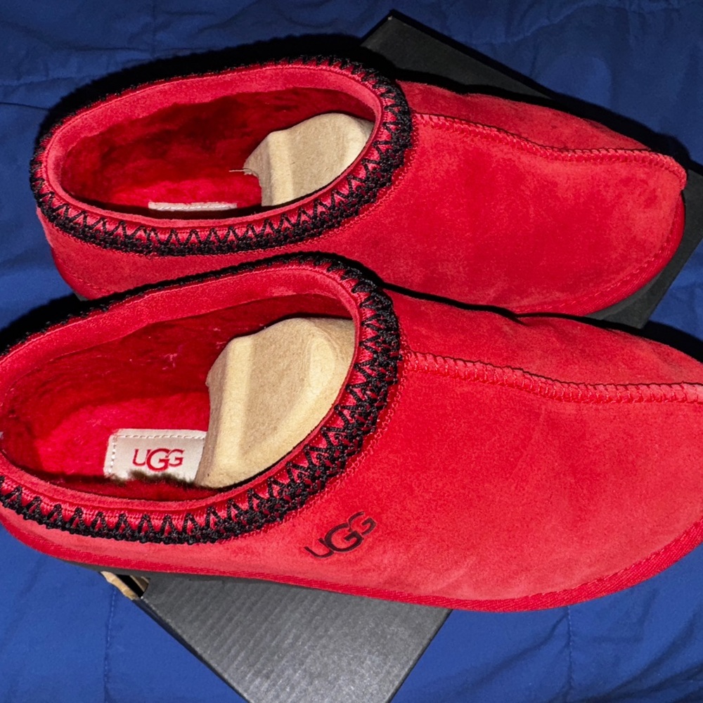 UGG Men’s Tasman Red